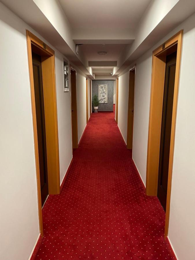 Hotel Minerva Medulin Bagian luar foto