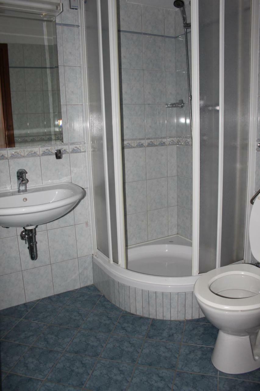 Hotel Minerva Medulin Bagian luar foto